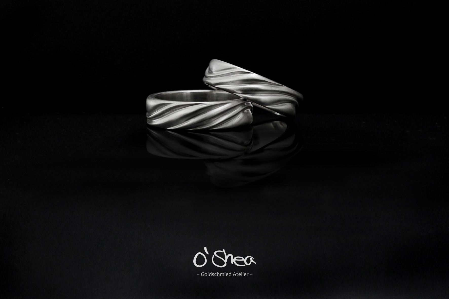 Smooth flowing wedding rings