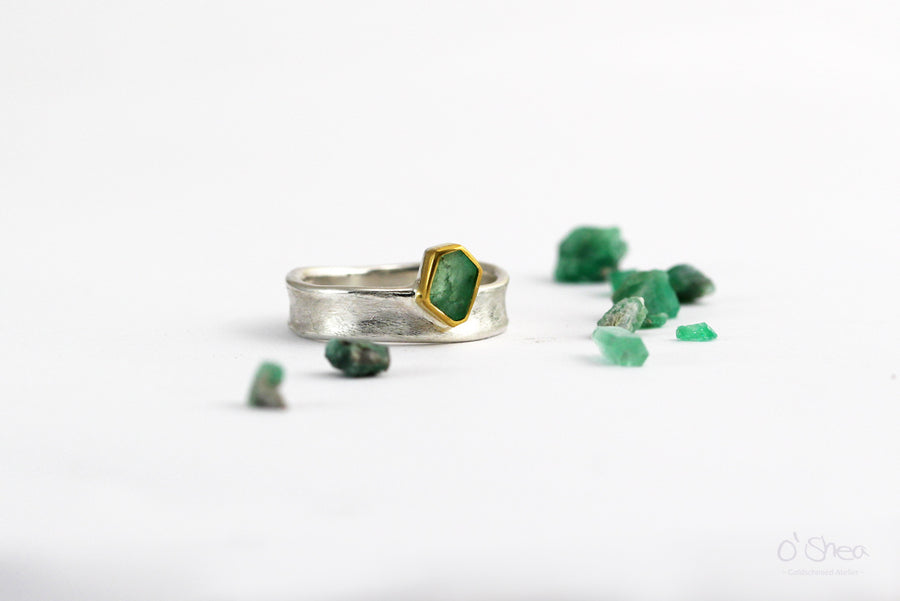 Austrian Emerald from Habachtal! Silver and Gold Ring