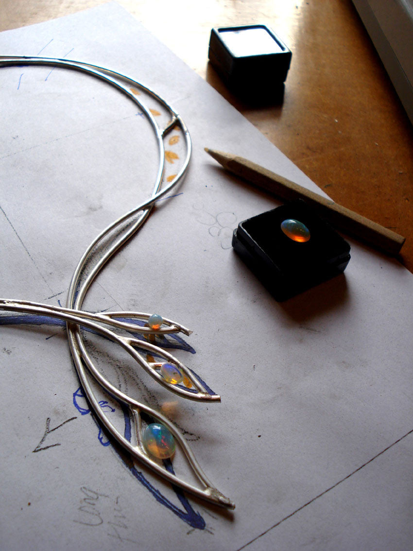Silver Gold and Opal Collier: - Handmade with exquisite Opals