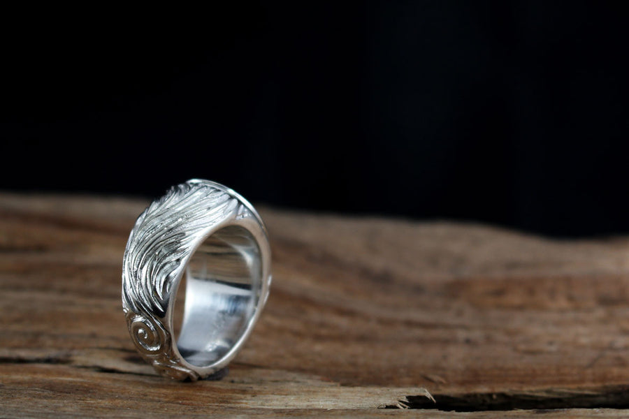 Silver Ring: Solid Men's ring 